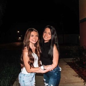 Meet your Posher, Kalyn &